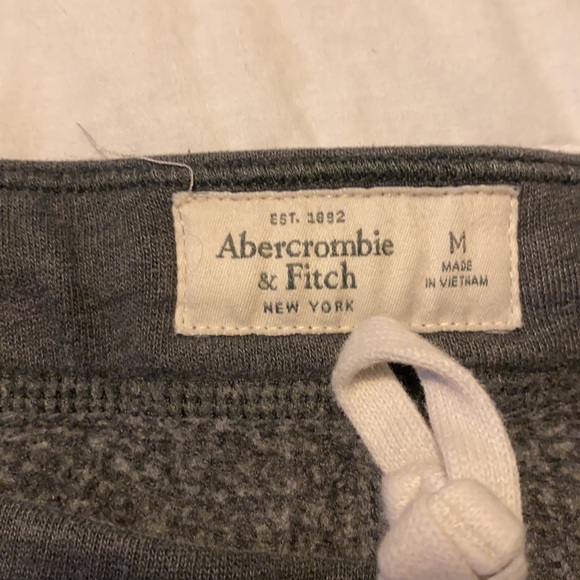 Abercrombie Sweats - Picture 2 of 3